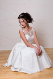 Anneprom Chic Tea Length Wedding Dresses A-line Scoop Applique Unique Wedding Dress APW0235