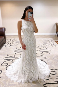 Anneprom Sheath Lace Wedding Dress Open Back Bridal Dress With Court Train APW0398