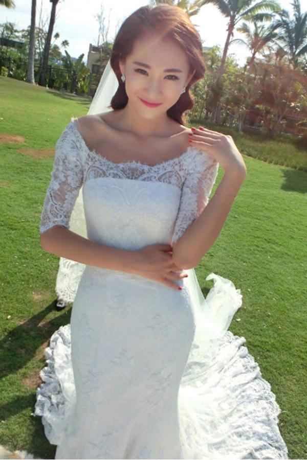 half sleeve mermaid wedding dress Anneprom Off-The-Shoulder Half Sleeve Mermaid Court Lace Ivory Wedding