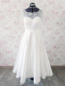 Anneprom Chic Tea Length Wedding Dresses A-line Half Sleeve Scoop Lace Wedding Dress APW0234
