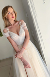 Anneprom Chic A-line Off The Shoulder Bridal Gonws Appliques Wedding Dress APW0314