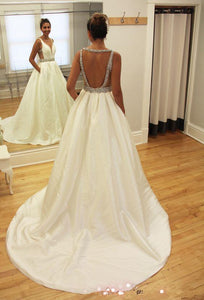 Anneprom A-Line Beads Sleeveless V-Neck Sweep-Train Wedding Dress APW0055